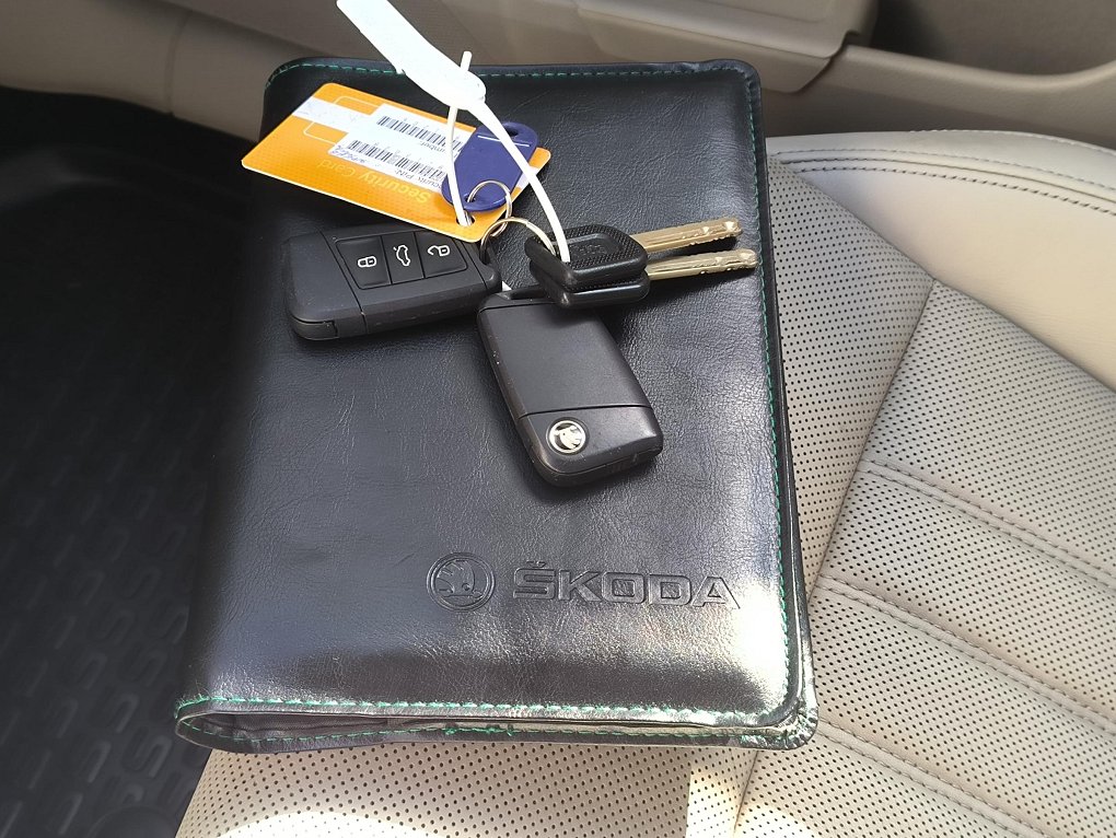 Škoda Superb III 2.0 TDi L&K