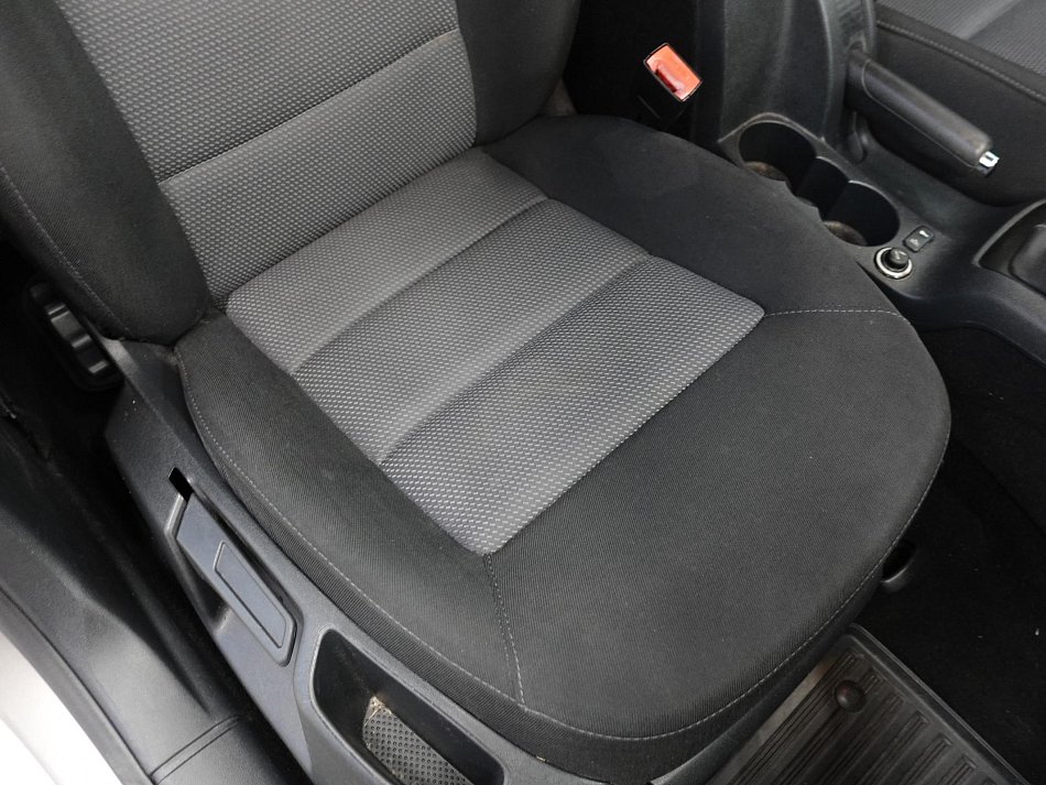 Škoda Octavia II 1.6i Ambiente