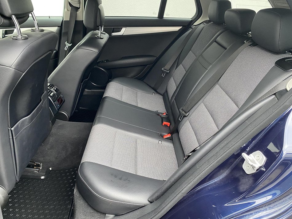 Mercedes-Benz Třída C 3.0 CDi  C300 4Matic