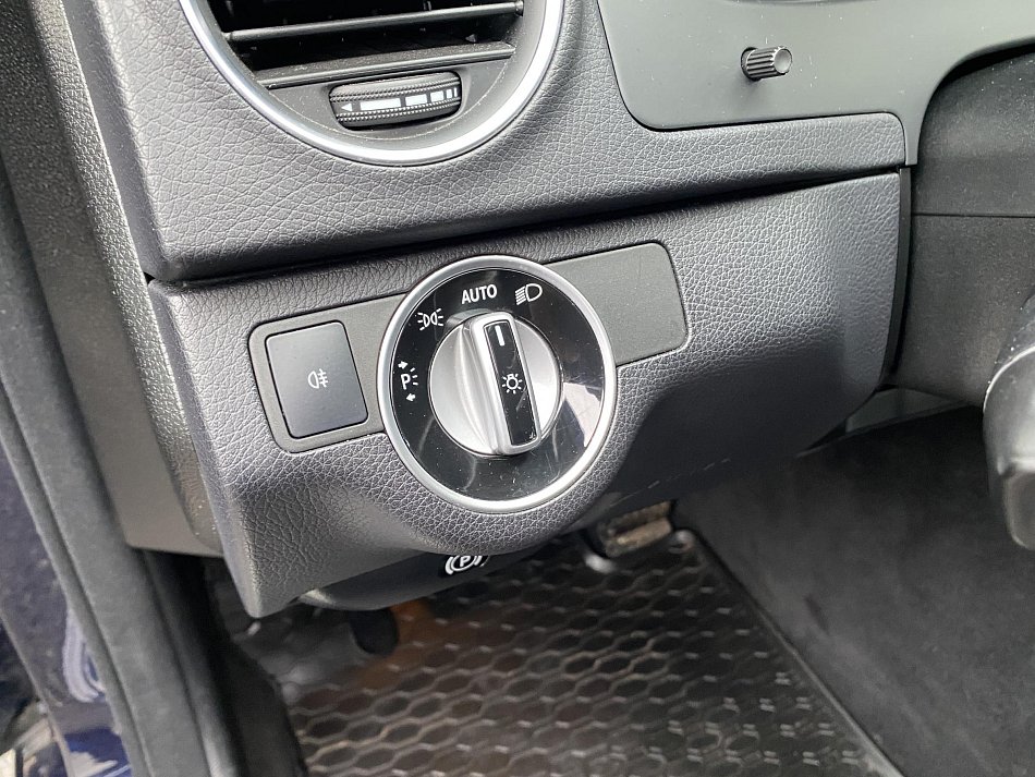 Mercedes-Benz Třída C 3.0 CDi  C300 4Matic