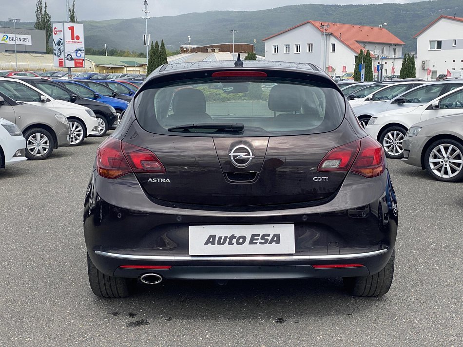 Opel Astra 2.0 TDCi 