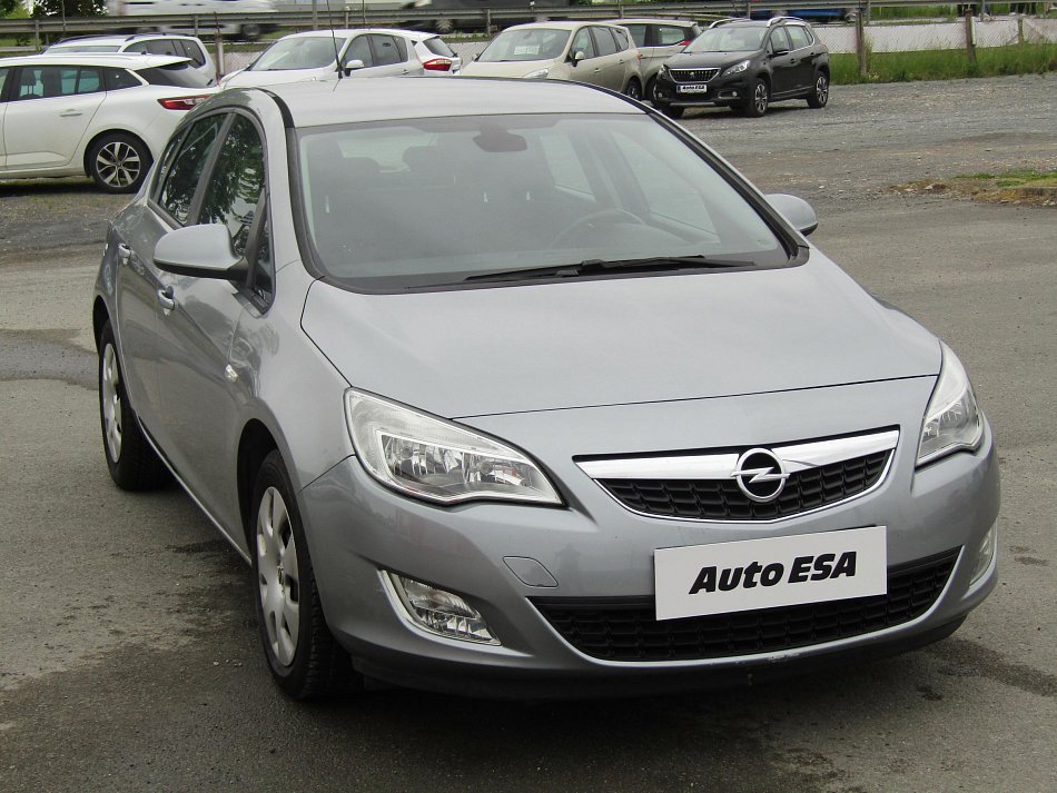 Opel Astra 1.6 16V 