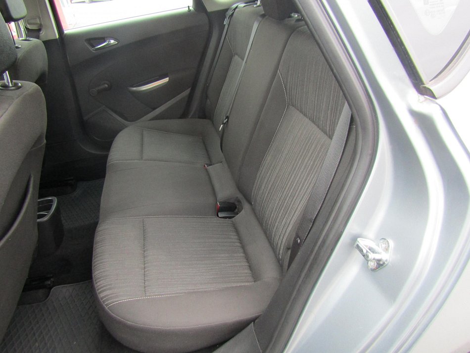 Opel Astra 1.6 16V 