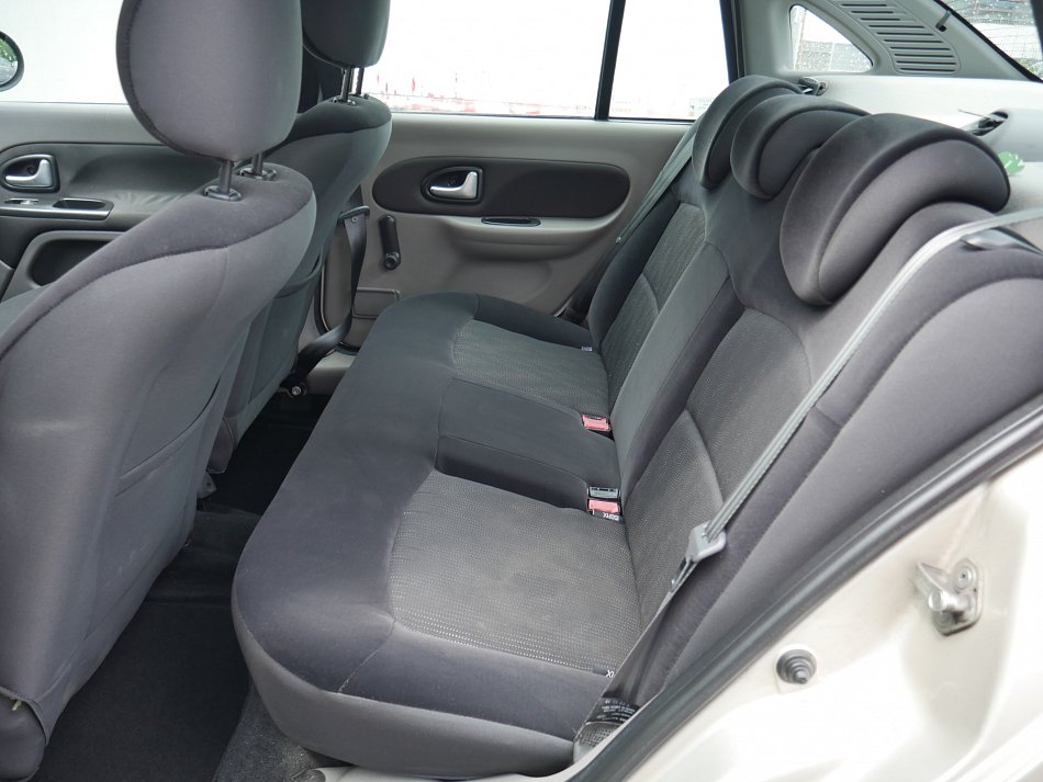 Renault Thalia 1.2 i 