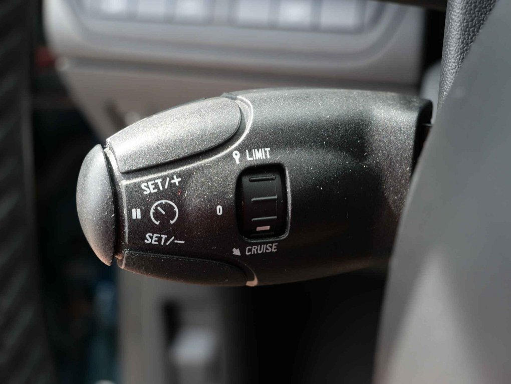 Peugeot 2008 1.2 PT Active