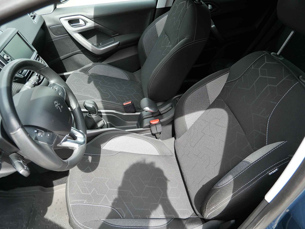 Peugeot 2008 1.2 PT Active