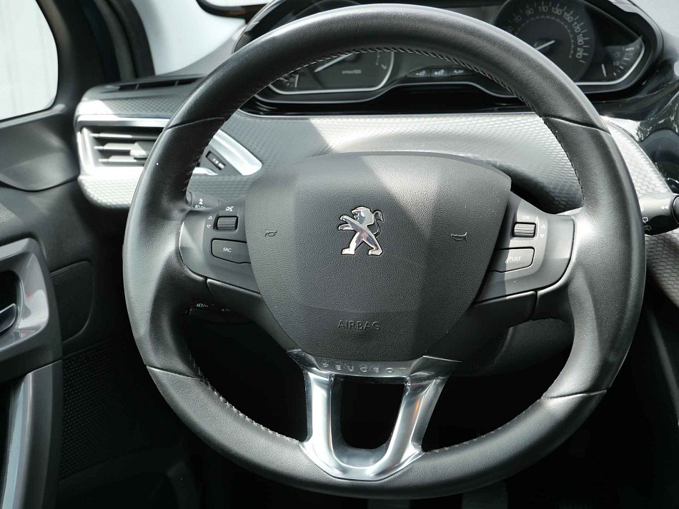 Peugeot 2008 1.2 PT Active