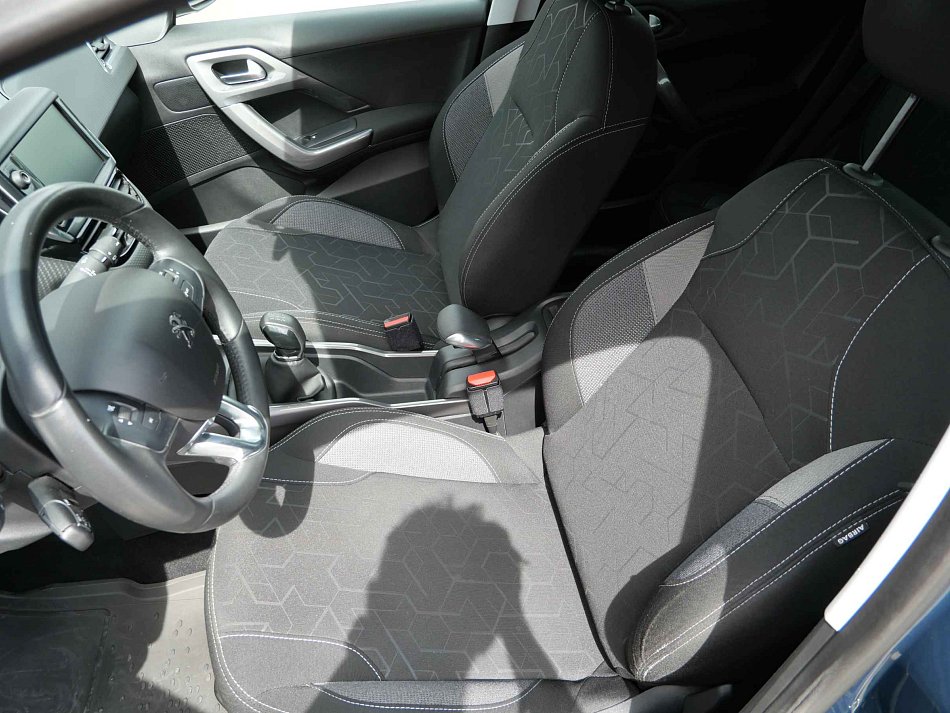 Peugeot 2008 1.2 PT Active