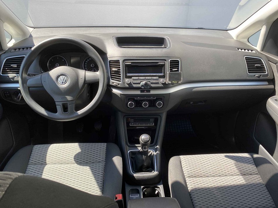 Volkswagen Sharan 2.0 TDI 