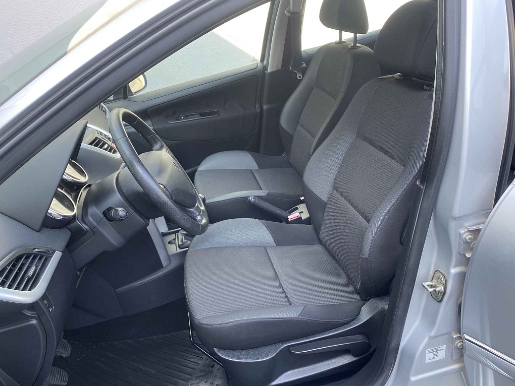 Peugeot 207 1.4i 