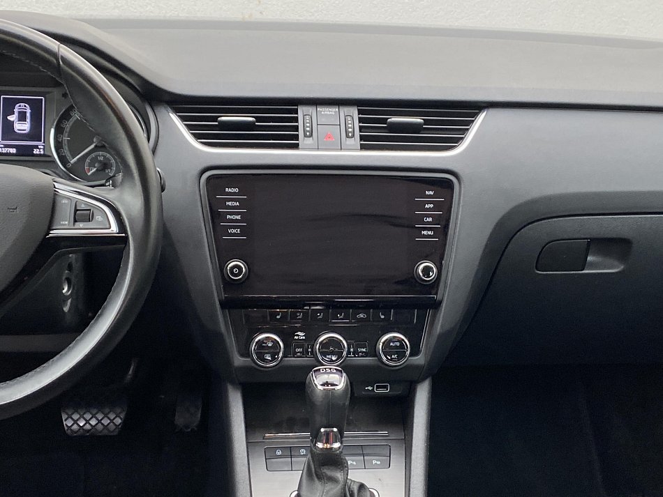 Škoda Octavia III 2.0 TDi Soleil