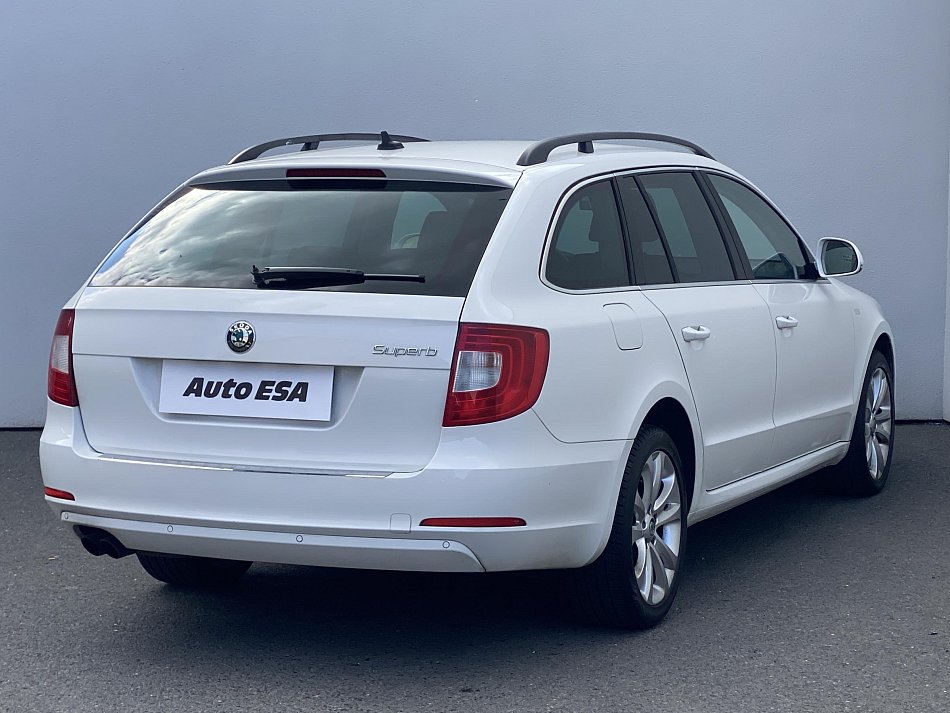 Škoda Superb II 2.0 TDi Family