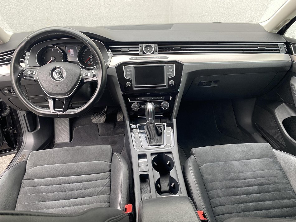 Volkswagen Passat 2.0 TDi Highline