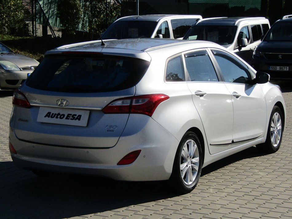 Hyundai I30 1.6i 