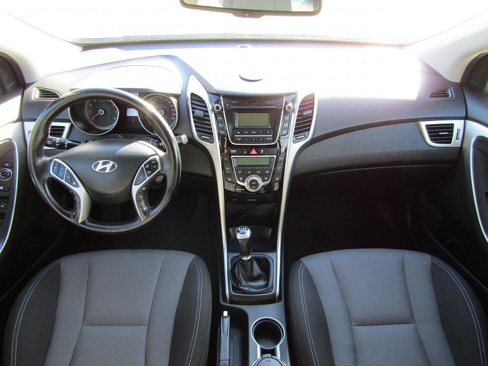 Hyundai I30 1.6i 