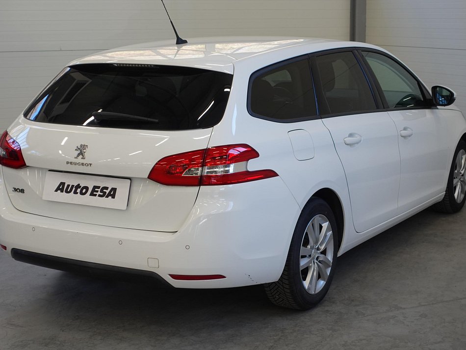 Peugeot 308 1.2 T 