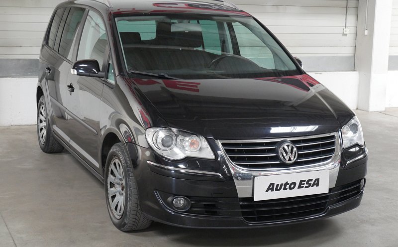 Volkswagen Touran 2.0 TDi 