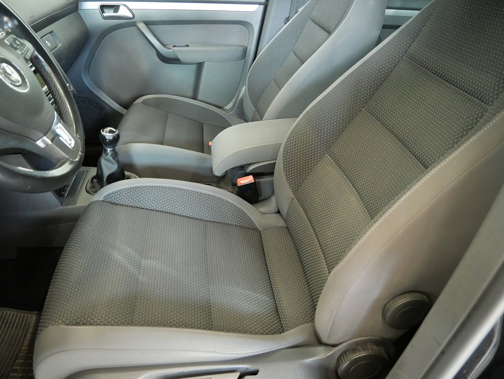 Volkswagen Touran 1.6TDi 