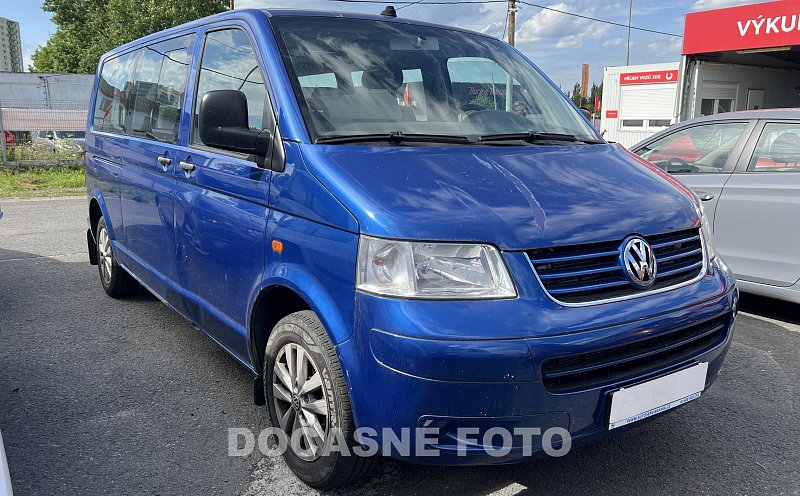 Volkswagen Caravelle 2.5TDi  L2 8míst