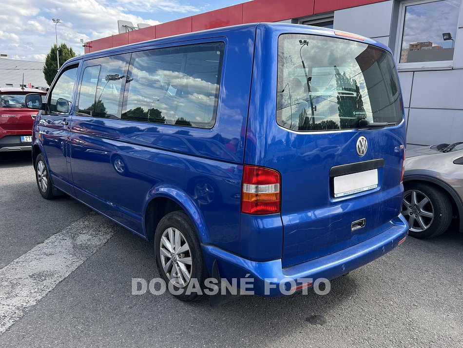 Volkswagen Caravelle 2.5TDi  L2 8míst