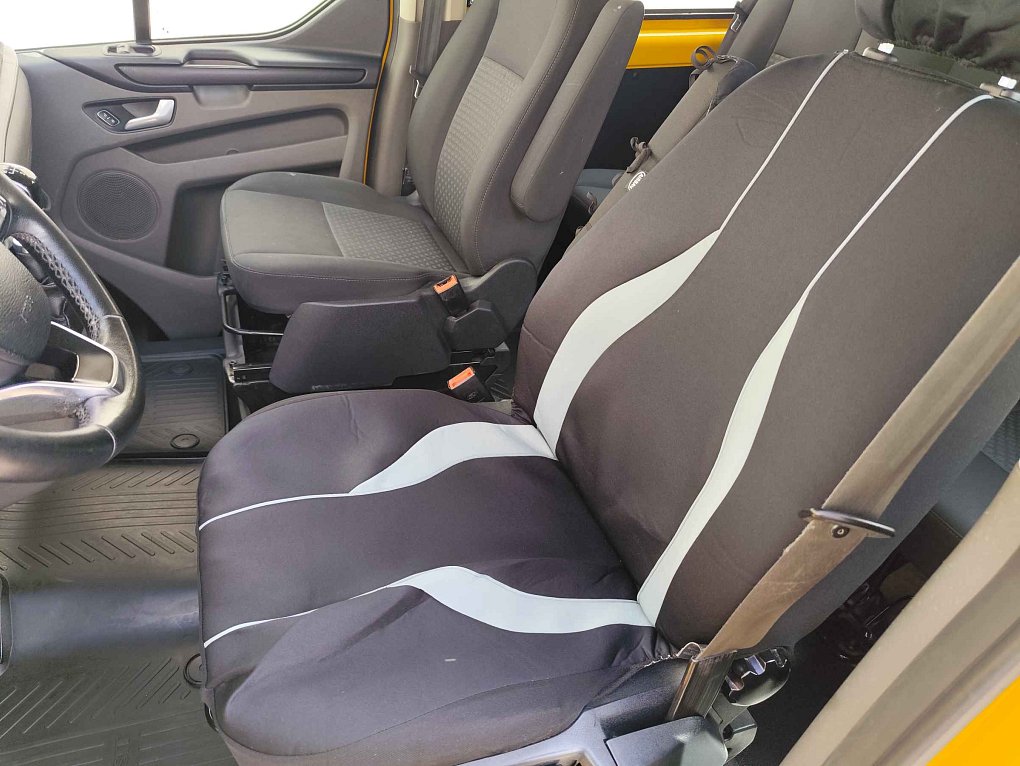 Ford Transit Custom 2.0TDCi  L2H1 5míst