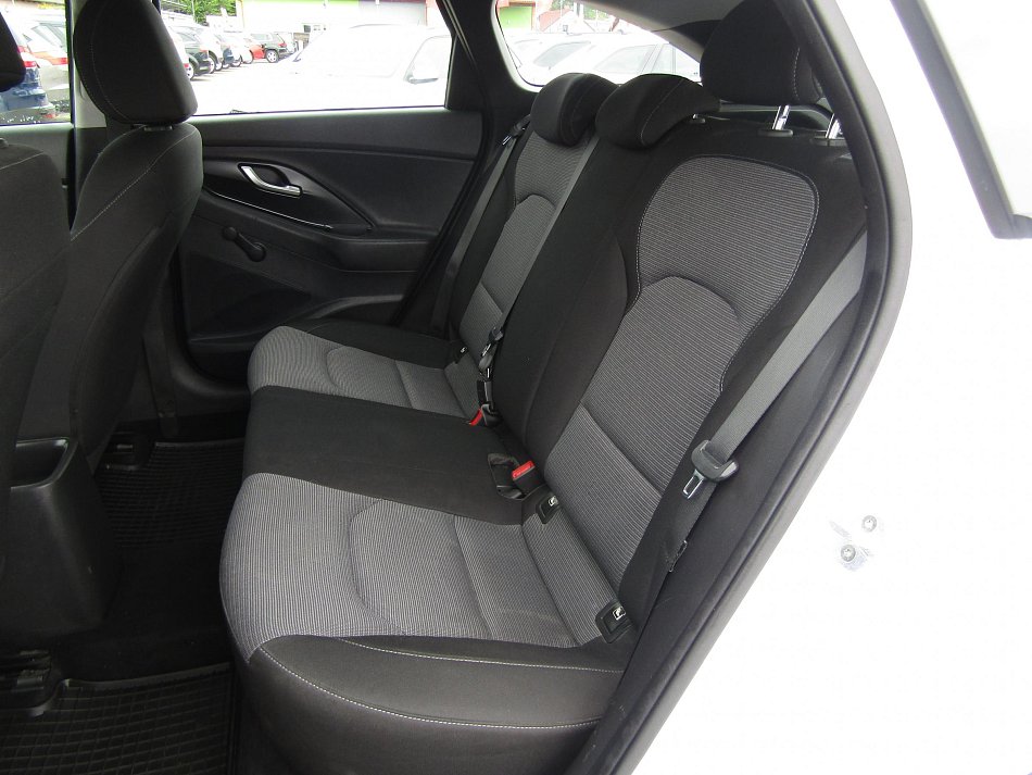 Hyundai I30 1.4 i 