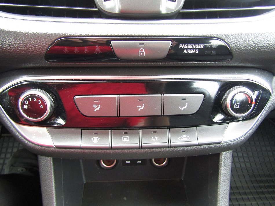 Hyundai I30 1.4 i 