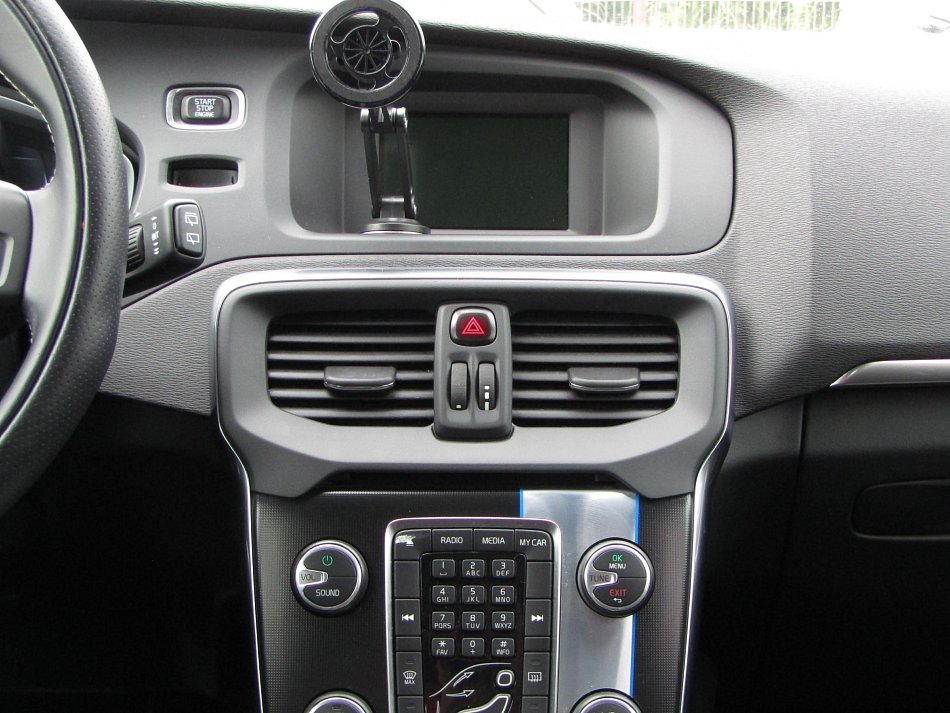 Volvo V40 2.0 D3 