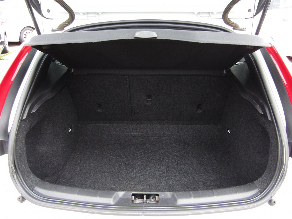 Volvo V40 2.0 D3 