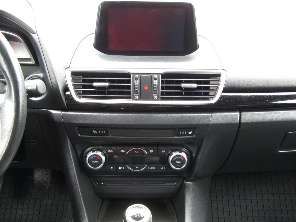 Mazda 3 2.0 i 