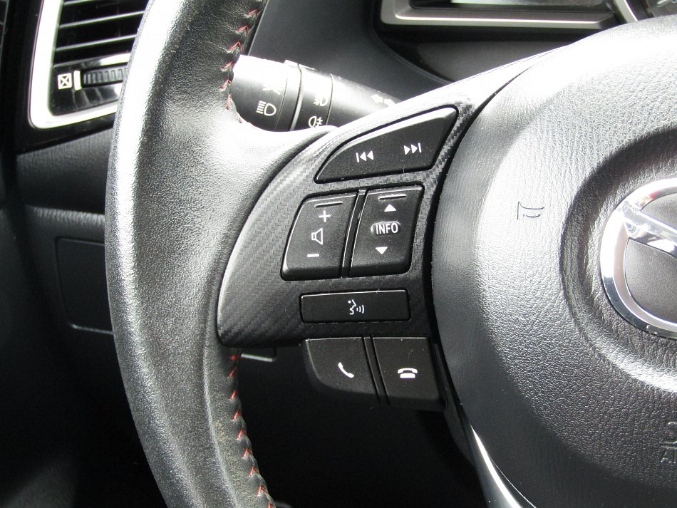 Mazda 3 2.0 i 