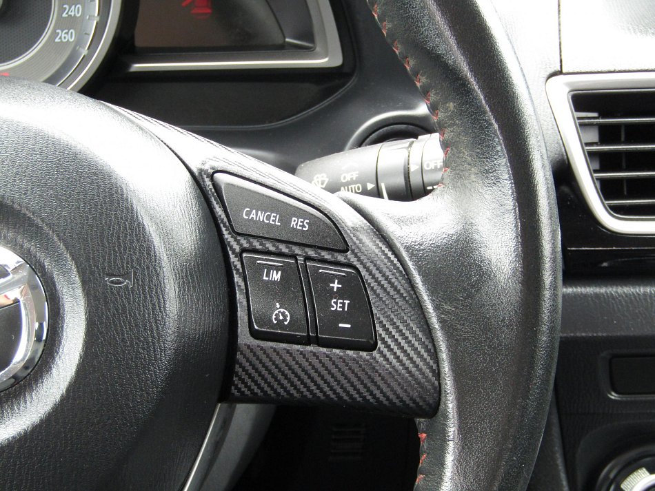 Mazda 3 2.0 i 