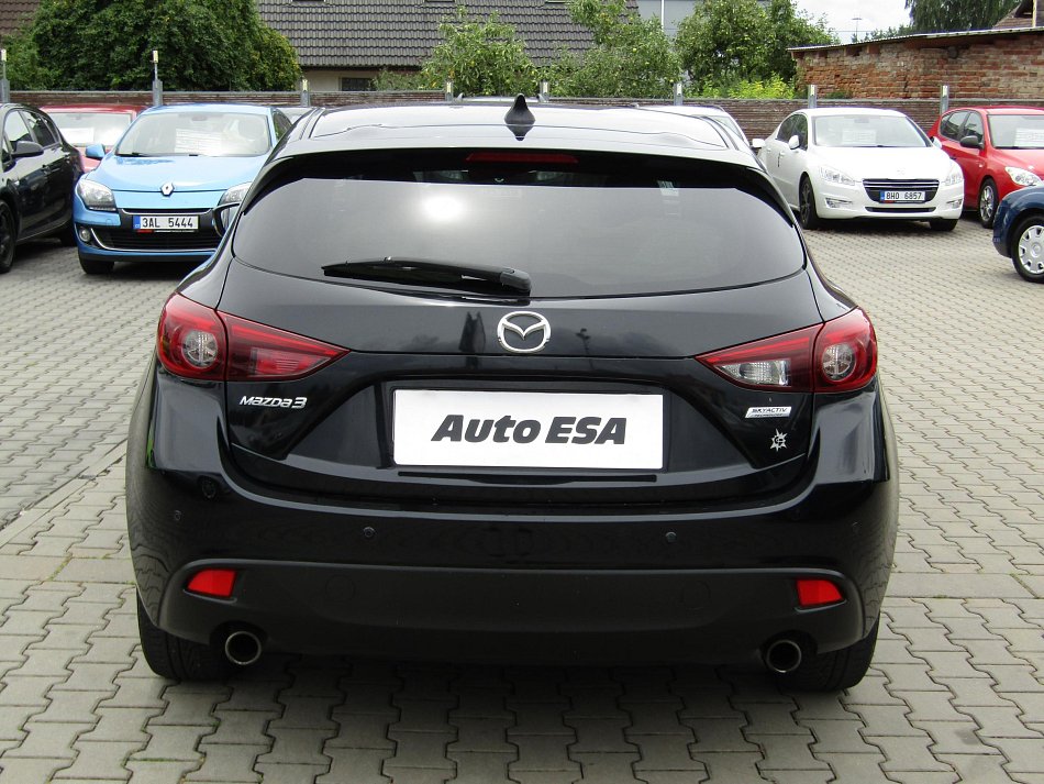 Mazda 3 2.0 i 