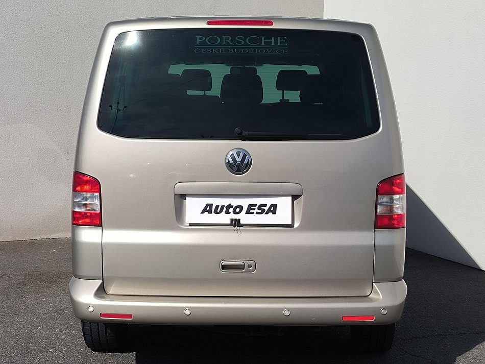 Volkswagen Caravelle 2.5TDi  L2 4x4