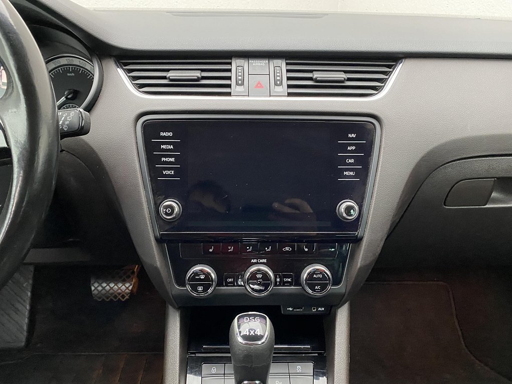 Škoda Octavia III 2.0 TDi L&K 4x4