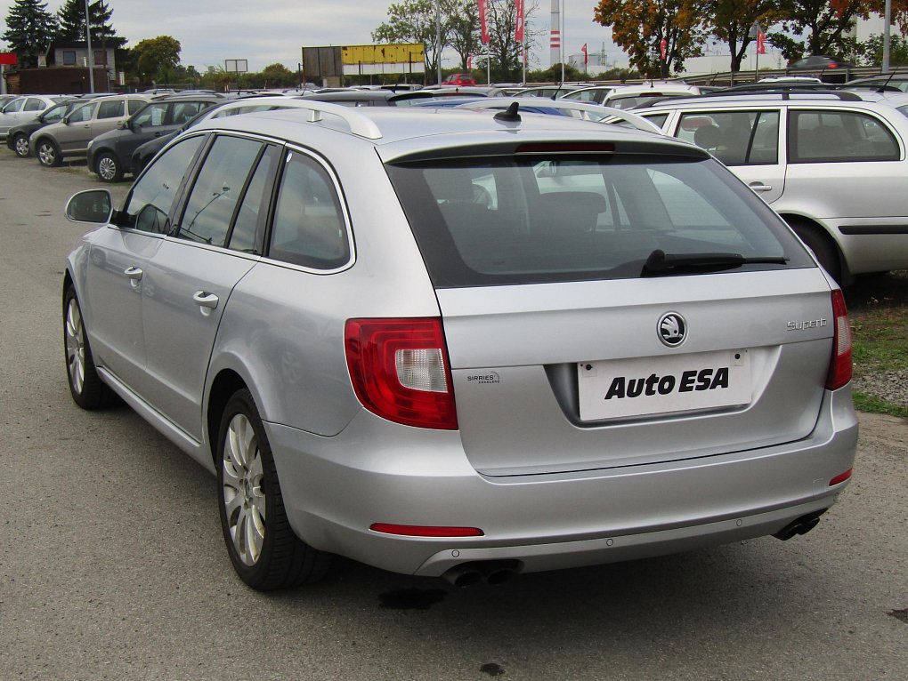 Škoda Superb II 3.6FSi Ambition 4x4