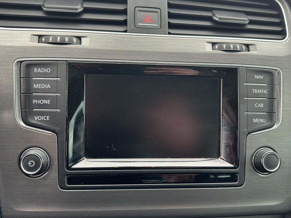 Volkswagen Golf 1.2TSI 