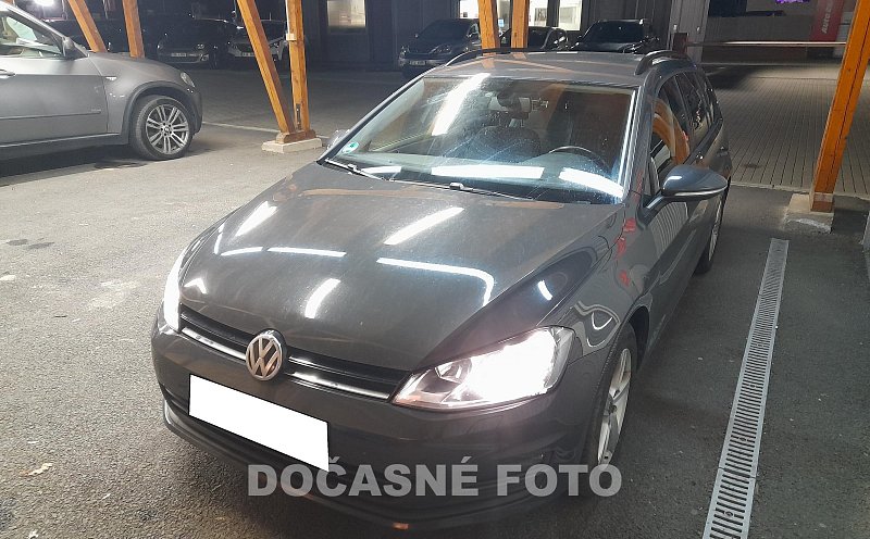 Volkswagen Golf 1.2TSI 
