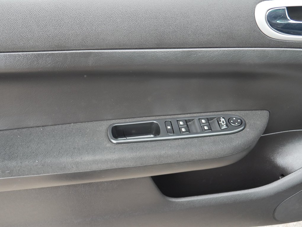 Peugeot 307 1.6i 