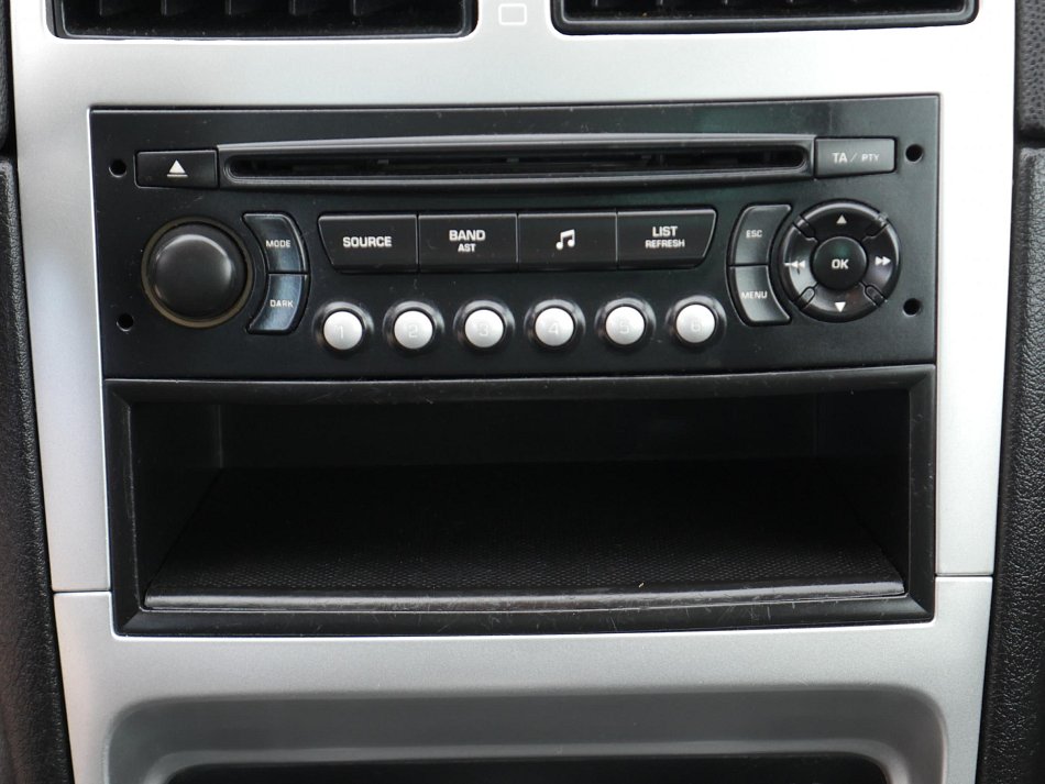 Peugeot 307 1.6i 