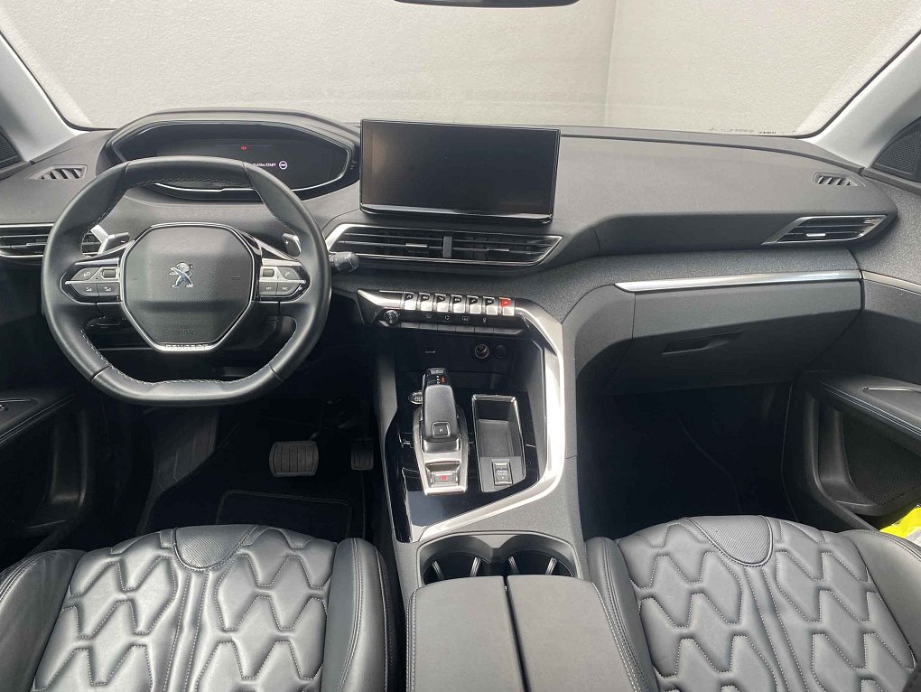 Peugeot 3008 1.2 PT Allure
