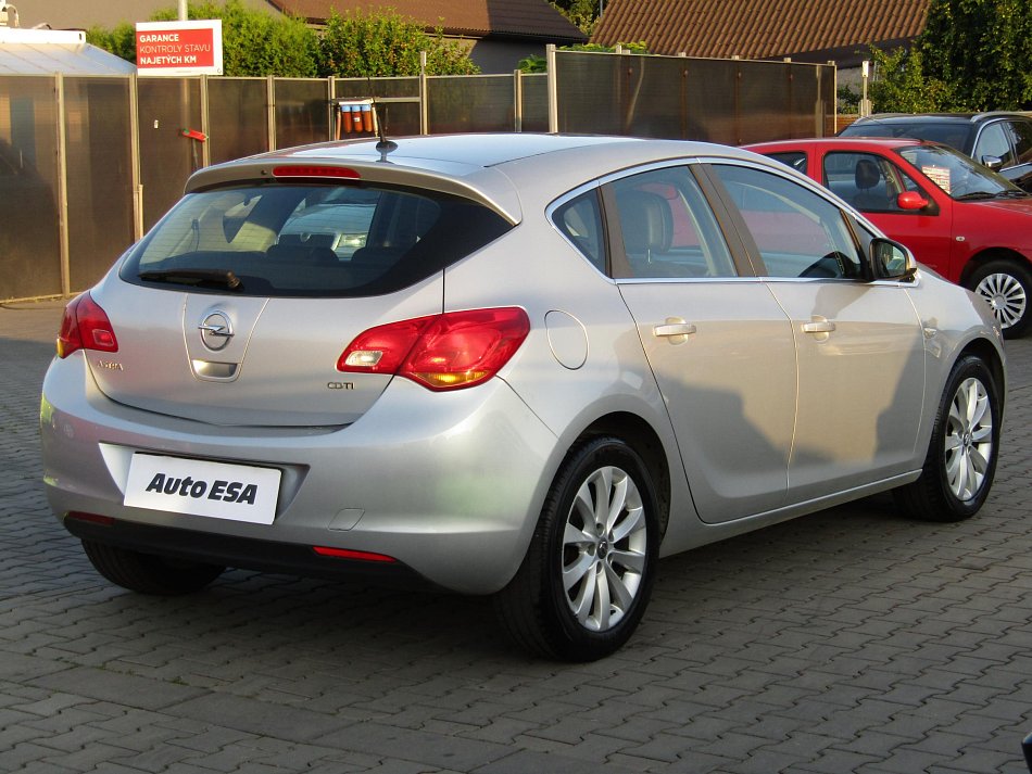 Opel Astra 1.7 CDTi 