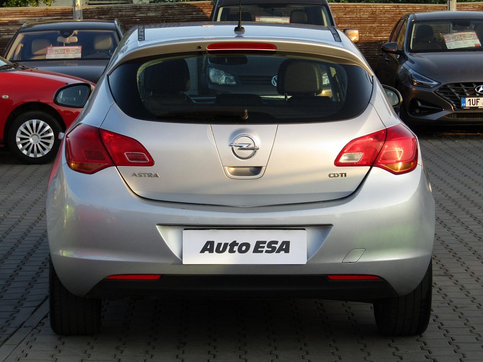 Opel Astra 1.7 CDTi 