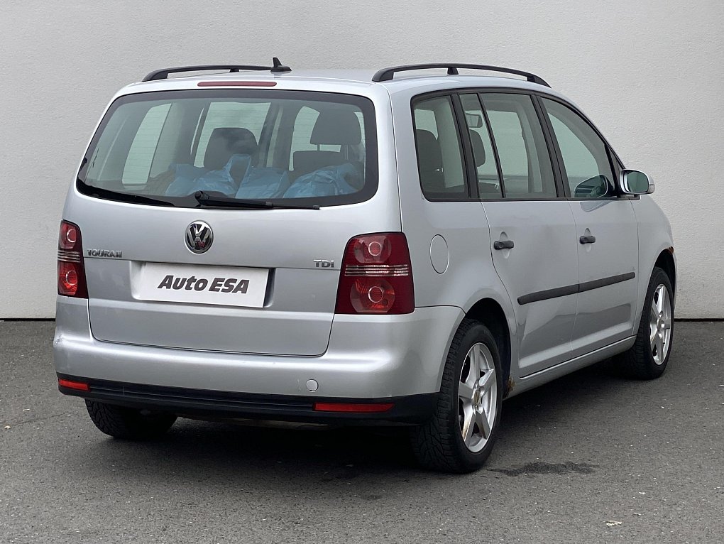 Volkswagen Touran 1.9 TDi 