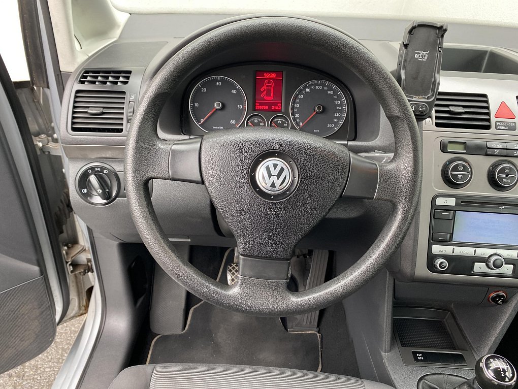 Volkswagen Touran 1.9 TDi 