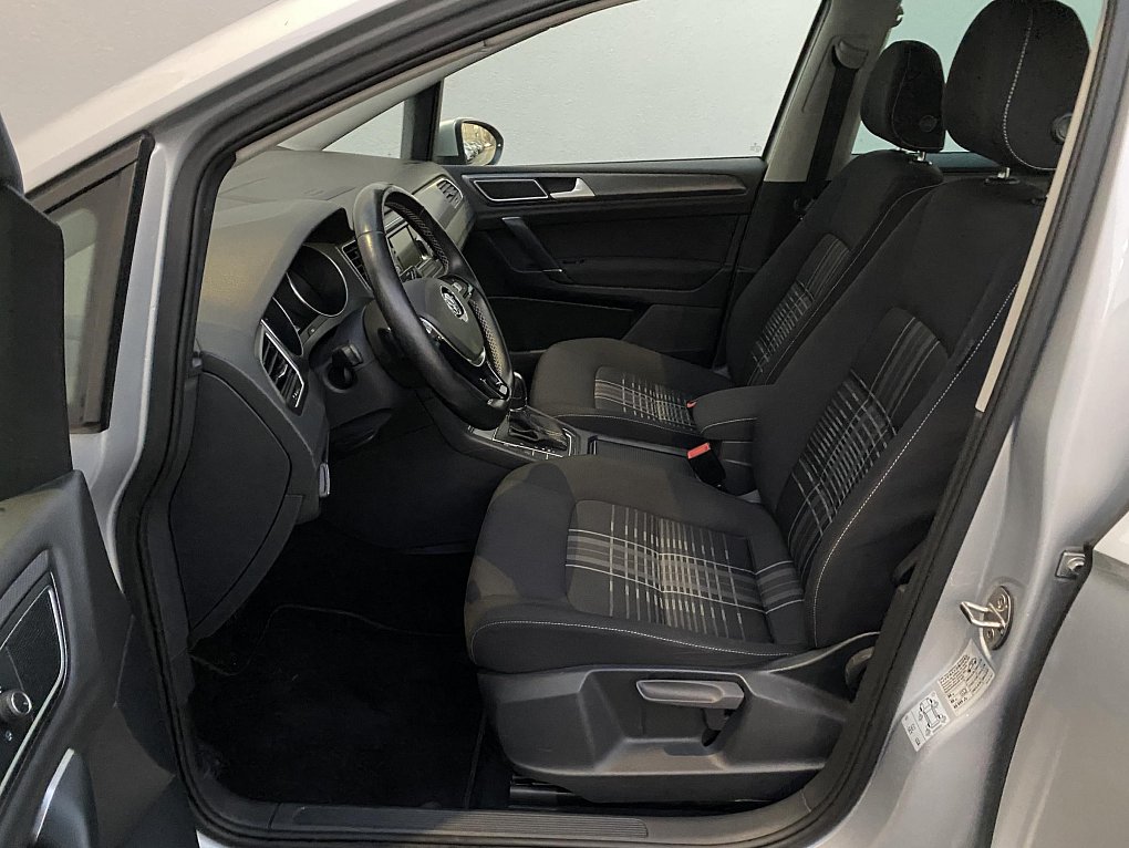 Volkswagen Sportsvan 1.2 TSi Lounge