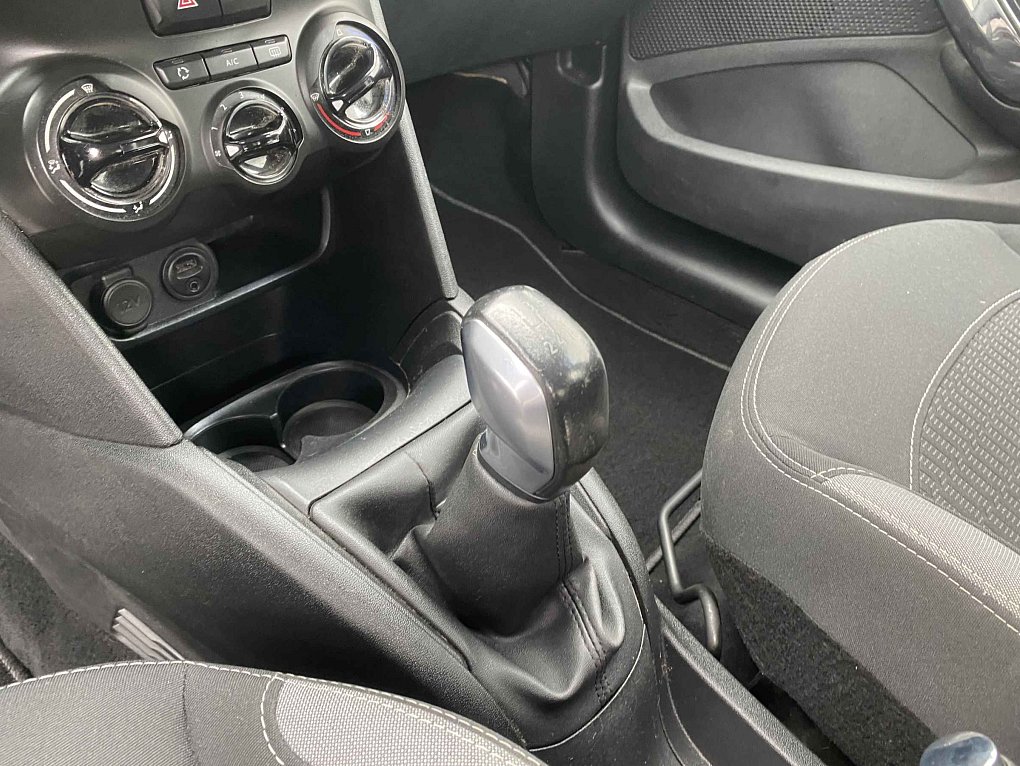 Peugeot 208 1.2 PT Style