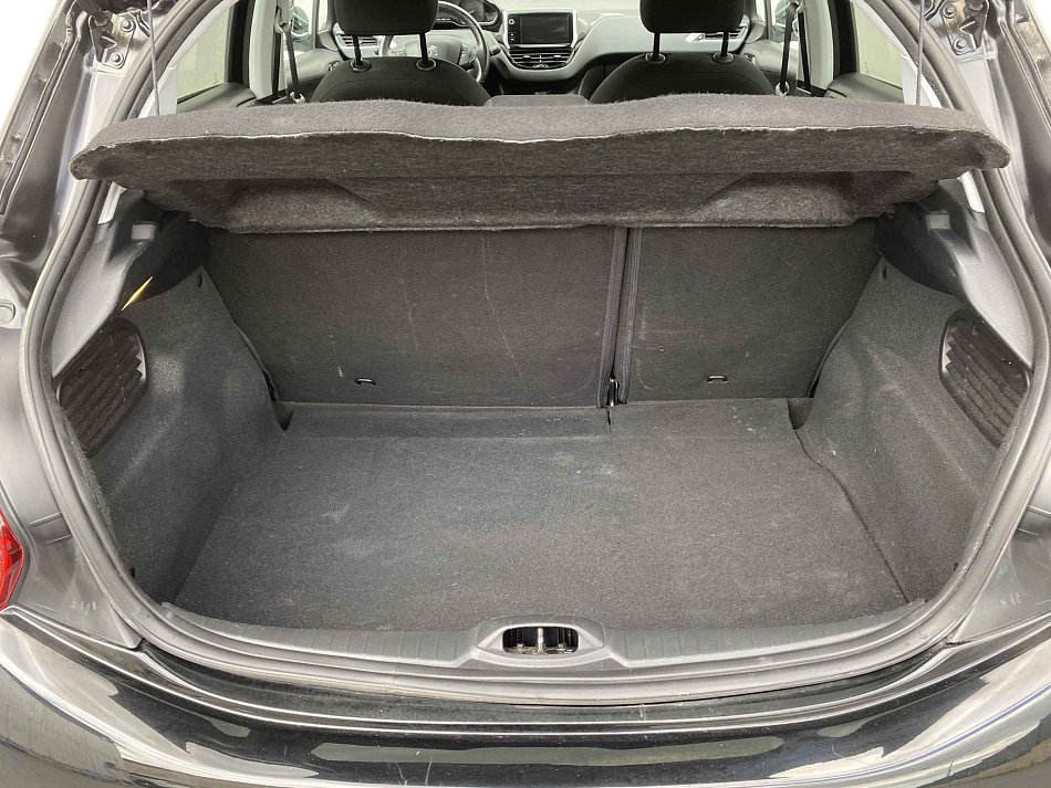 Peugeot 208 1.2 PT Style