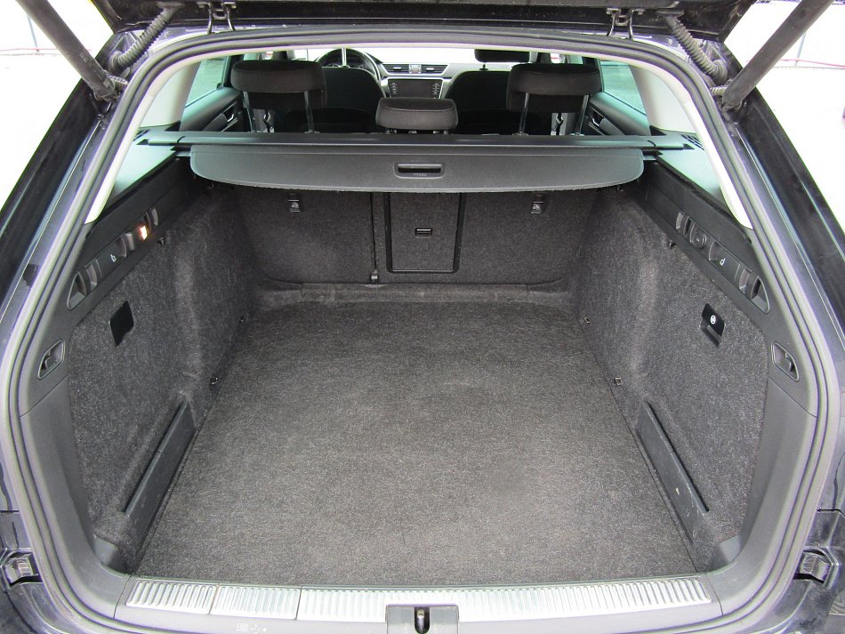 Škoda Superb III 2.0 tdi Style