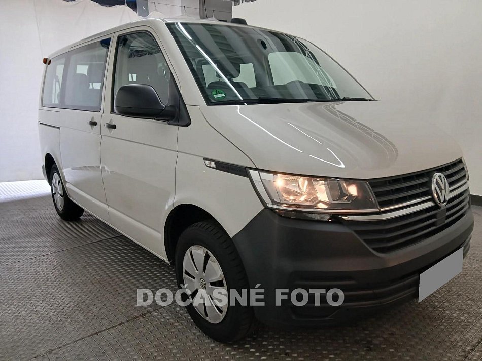 Volkswagen Transporter 2.0TDi  T6.1 9míst